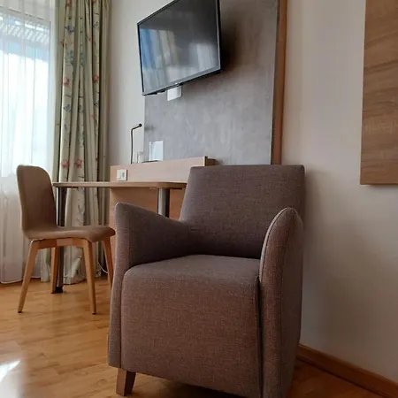 Europa Hotel 3*